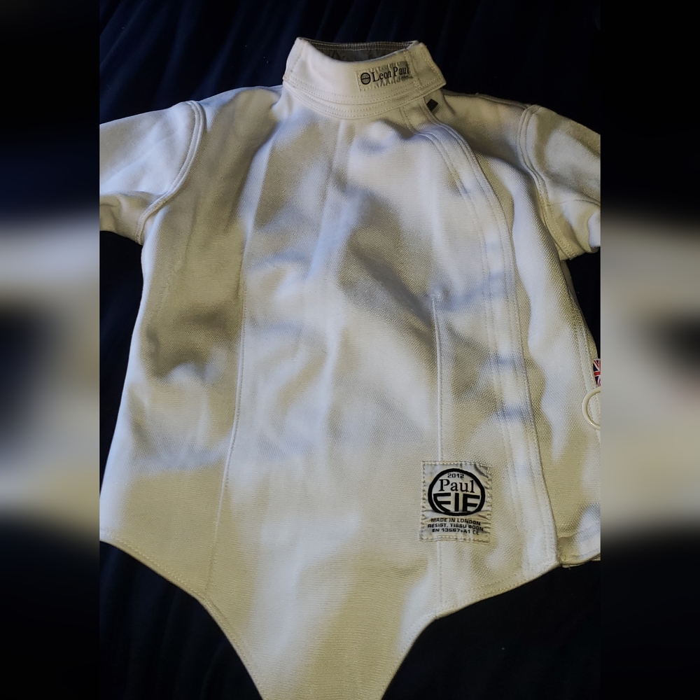Leon paul women's pro fencing top